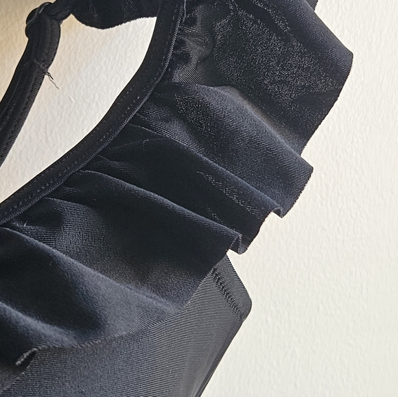 J.Crew Ruffle Scoopneck Bikini Top in Women's M - Picture 7 of 16